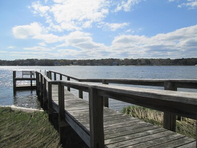 324 Clamshell Cove Rd, Cotuit, MA 2635 - photo 4