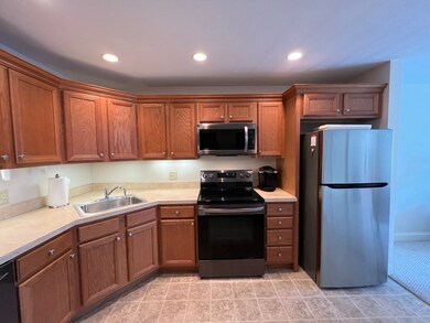 7 Crescent Way unit 203, Sturbridge, MA 01518 - photo 4