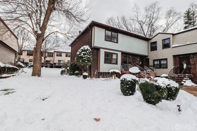 47 Highview Dr, Woodbridge, NJ 07095 - photo 3