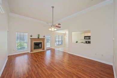 7-web-or-mls-35-lake-front-dr