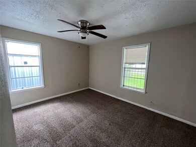 2905 Mooney Rd, Houston, TX 77093 - photo 6