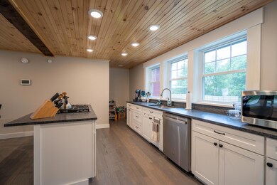 201 Strickland Loop-20