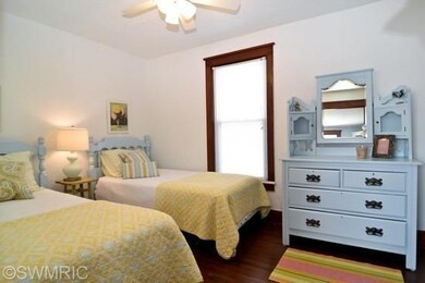 201 Poplar St, Three Oaks, MI 49128 - photo 4