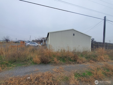 456 Aster St S, Soap Lake, WA 98851 - photo 6