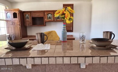 7821 Corozal Dr, El Paso, TX 79915 - photo 4