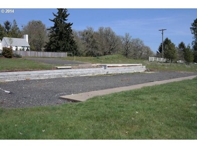 3270 SW Redmond Hill Rd, McMinnville, OR 97128 - photo 6