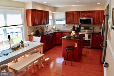 105 Angela Ave, Morrisville, PA 19067 - photo 4