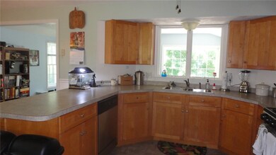 1 Whitebirch Ln, West Warwick, RI 02893 - photo 5