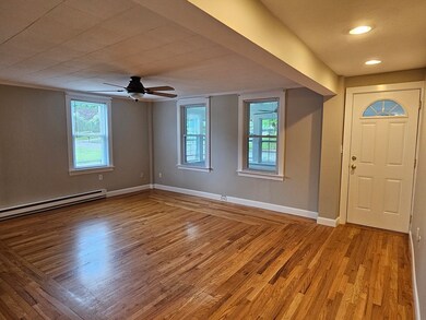 27 Ferry St unit B, South Grafton, MA 01560 - photo 2