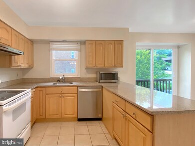 1501 Templeton Place, Rockville, MD 20852 - photo 7