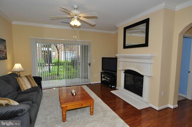 12929 Centre Park Cir unit 117, Herndon, VA 20171 - photo 4