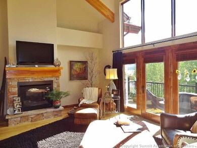 Living Room. Vaulted ceilings on the main living l