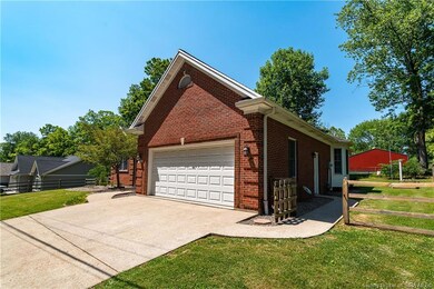 1020 Woodland Ave, Corydon, IN 47112 - photo 3