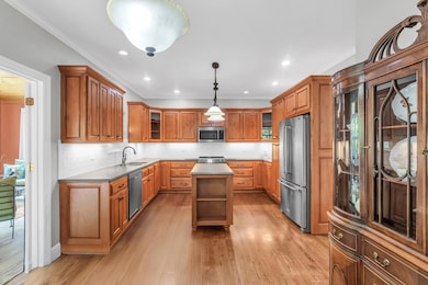 9_1028 ivy manor ct-9a