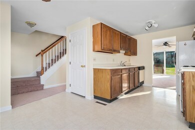 200 Heroux Blvd unit 606, Cumberland, RI 02864 - photo 6
