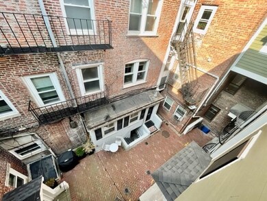 17r Clark St unit 6, Boston, MA 02109 - photo 7