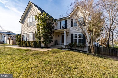 331 W J St, Purcellville, VA 20132 - photo 2