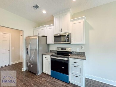 889 Abode Ave, Hinesville, GA 31313 - photo 5