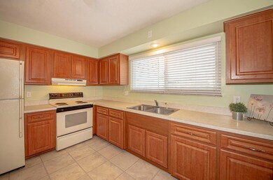 7 Kitchen