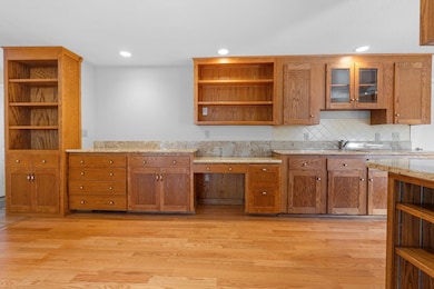 12 Fairway Dr, Amherst, NH 03031 - photo 5