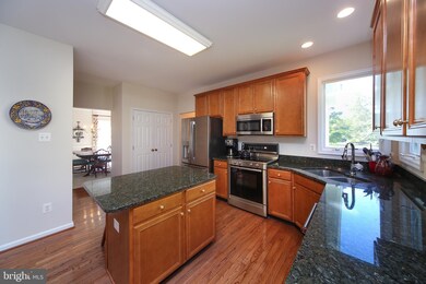 4145 Herbst Dr, Doylestown, PA 18902 - photo 4