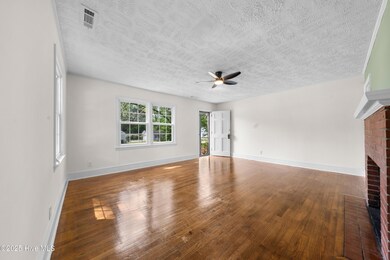 229ECalhounStWhiteville-7