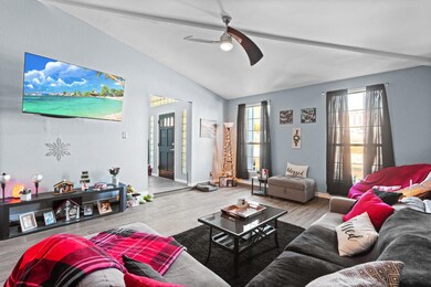 2820 Pierce Ave unit A & B, El Paso, TX 79930 - photo 6