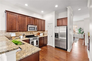 2052 Cobblestone Cir NE, Atlanta, GA 30319 - photo 7