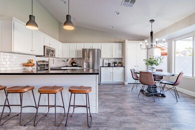 2388 E Flintock Pl (16 of 45)
