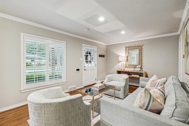 6538 Axton Ln, Dallas, TX 75214 - photo 4