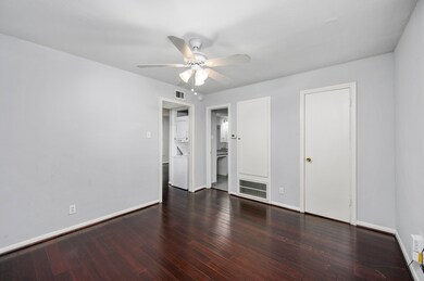1710 Indiana St unit 11, Houston, TX 77006 - photo 7