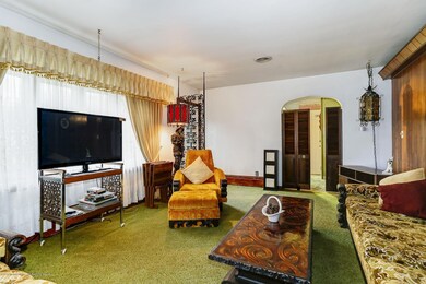 Entry Into Living Room