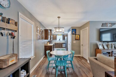 1821 Lakin Ln, Columbia, TN 38401 - photo 6