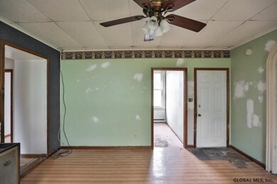 56 Thompson St, Troy, NY 12180 - photo 4