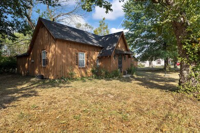 307 W Inman Rd, Clever, MO 65631 - photo 2