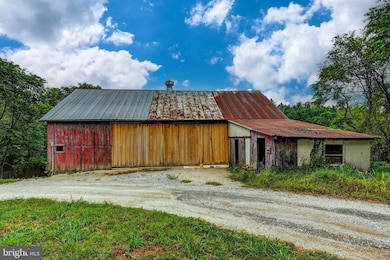 334 N Tannery Rd, Westminster, MD 21157 - photo 6