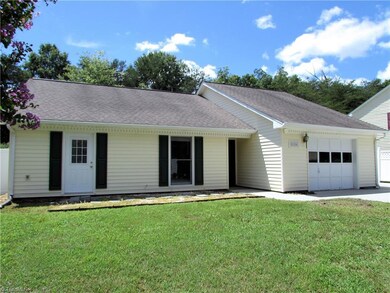 3236 Timberwolf Ave, High Point, NC 27265 - photo 3