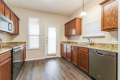 unlisted-address, Denton, TX 76210 - photo 6