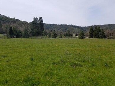 0 Colonial Way, Central Point, OR 97502 - photo 6