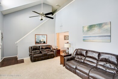 8605 Garden Gate Cir, Louisville, KY 40291 - photo 3