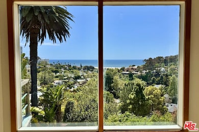 389 Upper Mesa Rd, Santa Monica, CA 90402 - photo 4