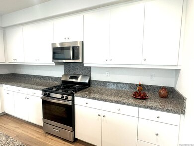 31294 Calle Cirros, Temecula, CA 92592 - photo 7