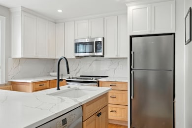 26 Summer St unit 7, Marblehead, MA 01945 - photo 7