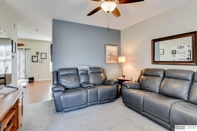 2103 Walnut Creek Dr, Papillion, NE 68046 - photo 5