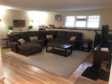 12 Williamsburg Ct unit 3, Shrewsbury, MA 01545 - photo 2