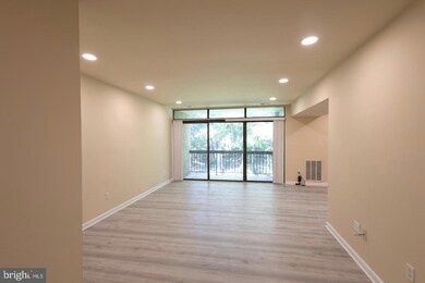 1650 Parkcrest Cir unit 201, Reston, VA 20190 - photo 6