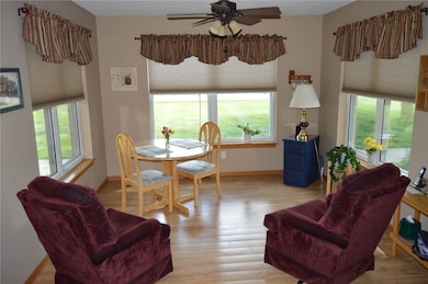 1509 12th Ave, Vinton, IA 52349 - photo 6