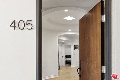 122 N Clark Dr unit 405, West Hollywood, CA 90048 - photo 4