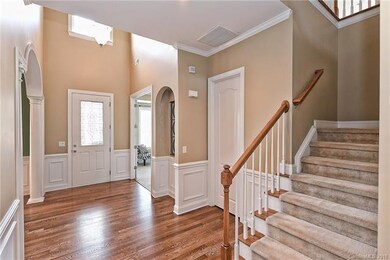 Dramatic 2 story entry