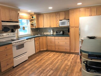 15 Skating Rink Rd, Hyannis, MA 02601 - photo 3